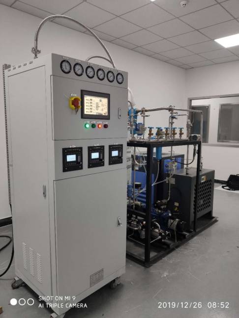 Fully automatic multi-element gas distribution equipment