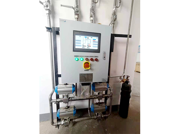 High pressure mixing equipment